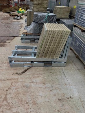 ID562 - Slab Stillage 600mm x 600mm Image